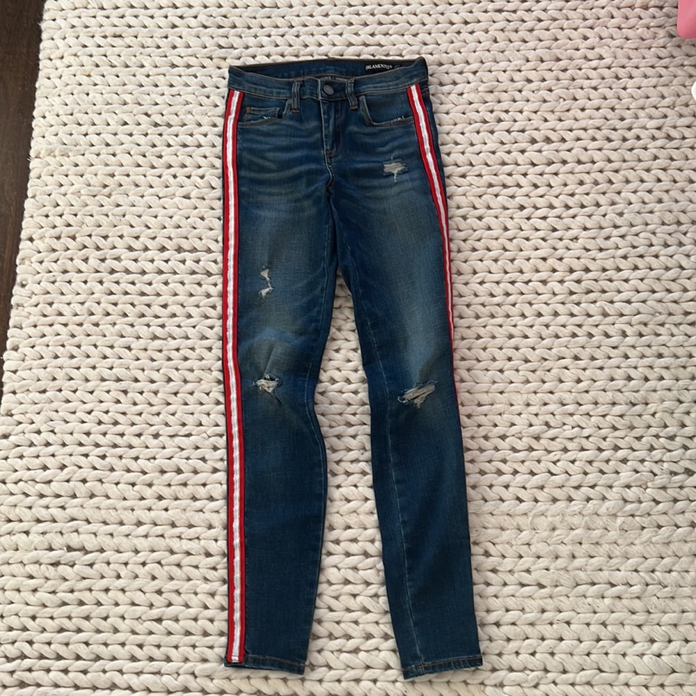 BLANK NYC BLUE JEANS WITH RED AND WHITE STRIPE - size 24